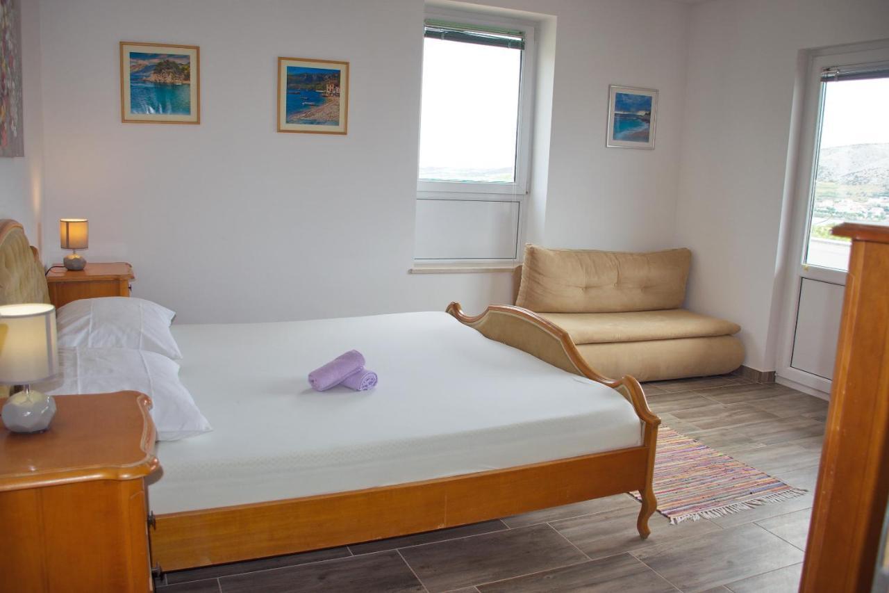 Holiday House Karmen Pag Town Dış mekan fotoğraf